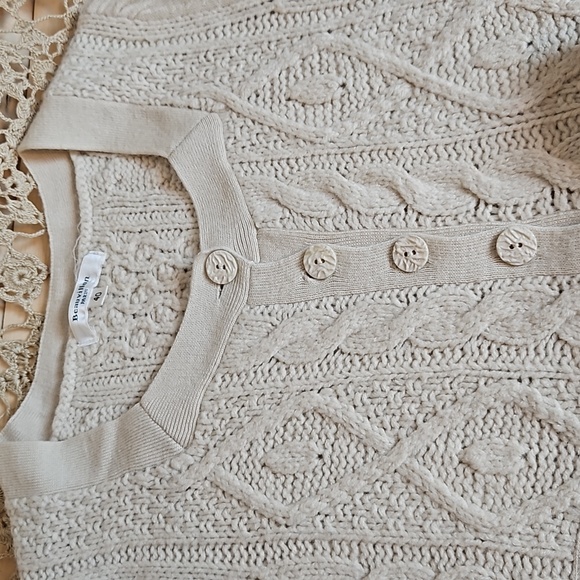 Beauvillon Paris Wool/Acrylic Blend Short Sleeved Sweater Dress - Picture 2 of 11